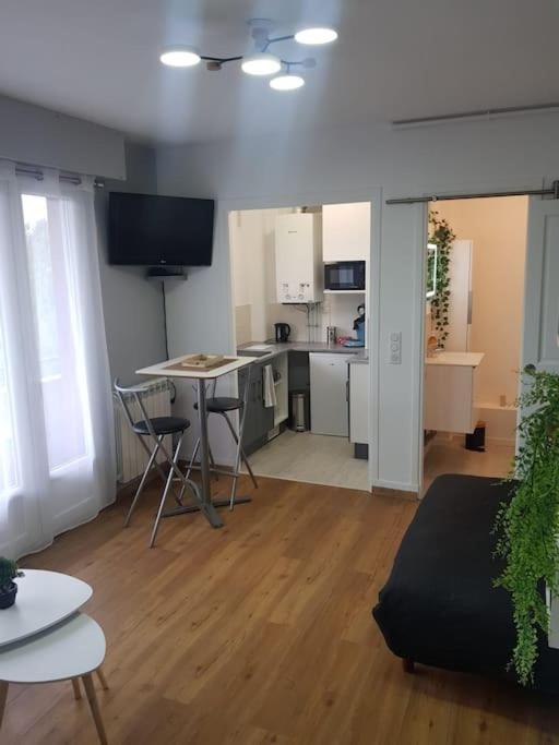 Le Studio Du Quai Charleville-Mézières 外观 照片